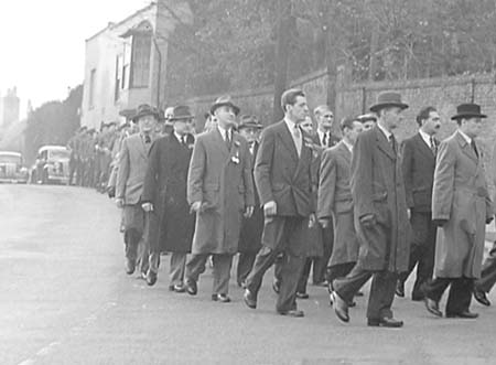  Parade 1956 15