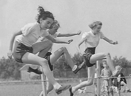 1942 School Sports 09