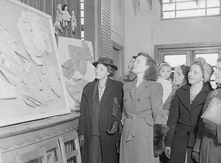 1946 Exhibition 02