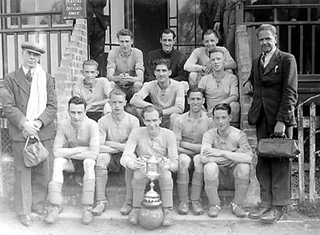 1948 Football Cup 05