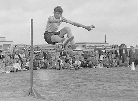 1949 School Sports 02