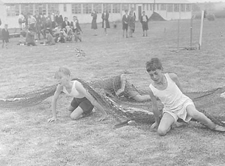 1949 School Sports 05