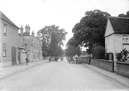  e1900s Clophill Road 01