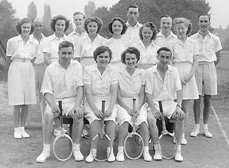 1949 Tennis Club 01