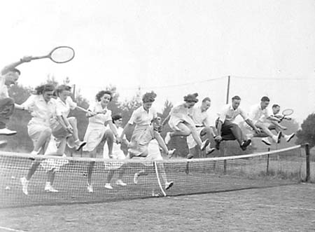 1949 Tennis Club 05