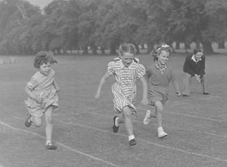 1953 Coronation 07