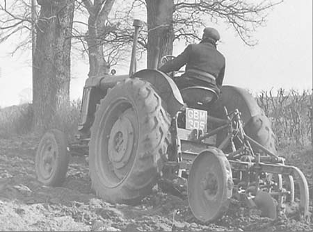 1953 Ploughing 06