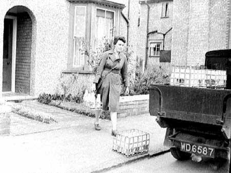 Milk Deliveries 07 1946