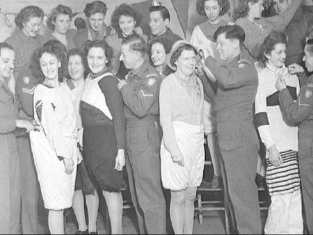 Troops Party 1946.3028