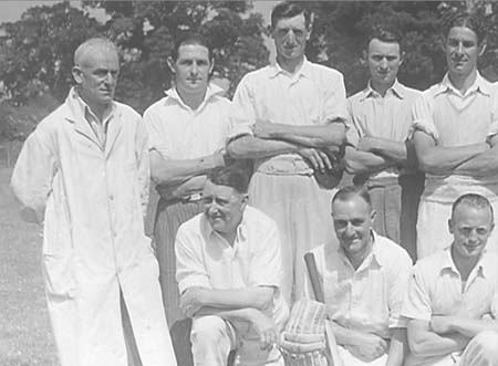 1949 MK Cricket 03