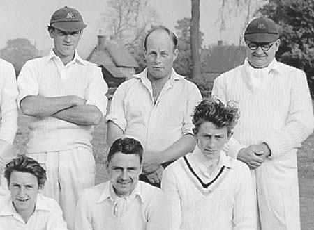 1956 MK Cricket Team 02