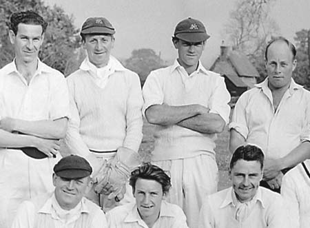 1956 MK Cricket Team 04