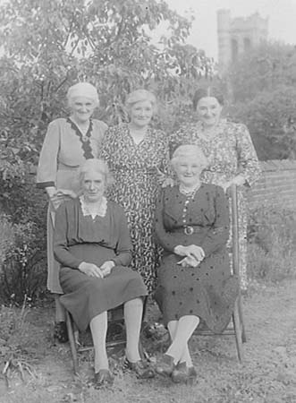 1950 Sisters Reunion 03