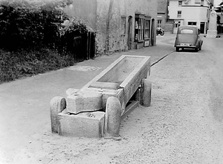 1948 Horse Trough 01