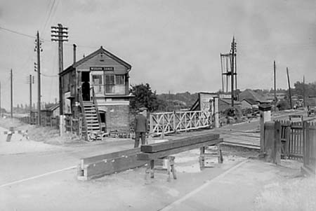 1950 Railway Crossing 01