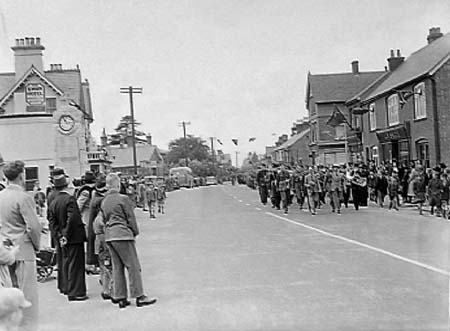 1941 Parade 01