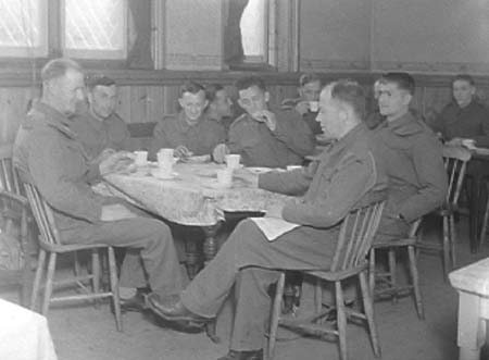 1942 Forces Canteen 01