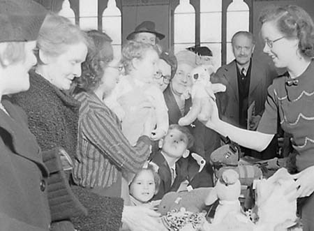 1946 Xmas Bazaar 03