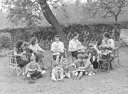 1941 Evacuees 01