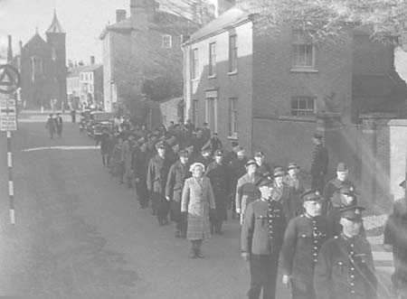 1942 Parade 04