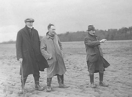 1943 Ploughing Display 07