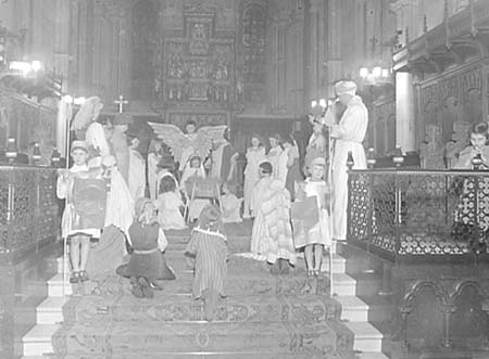 1946 Nativity Play 02