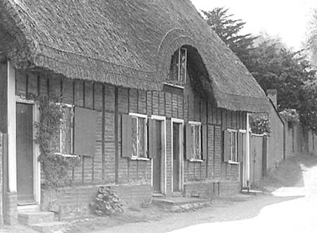 1947 Cottages 03