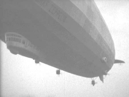 353.Zeppelin Visit