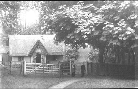 Holly Lodge 1920s.1274