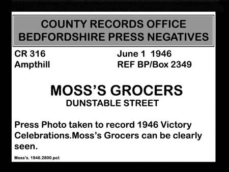 Moss's. 1946.2800