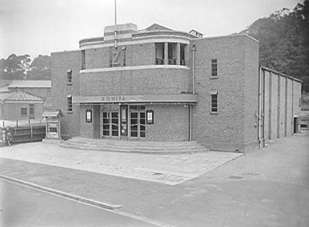 Zonita Cinema 1946 01