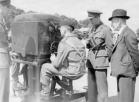 1950 Artillery Display 08