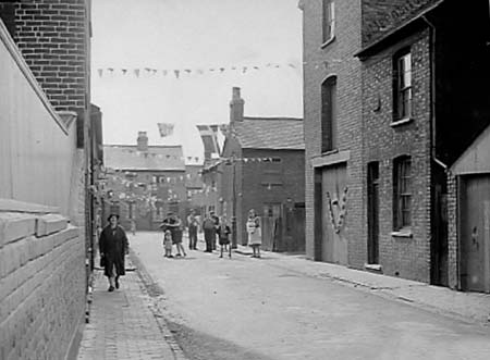 1945 Decorated Streets 19