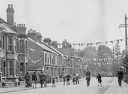1945 Decorated Streets 26