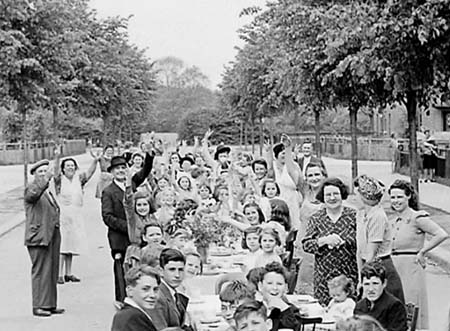 1945 Street Parties 13