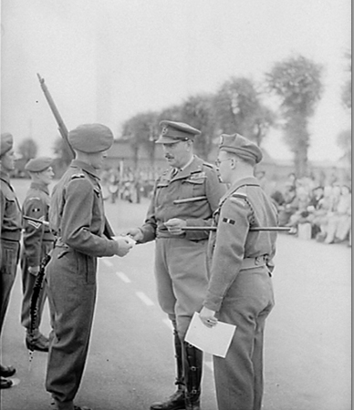 1946 Parade 03