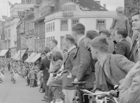 1950 Parade 15