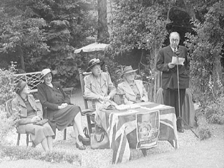 Ladies Meeting 1948.3358