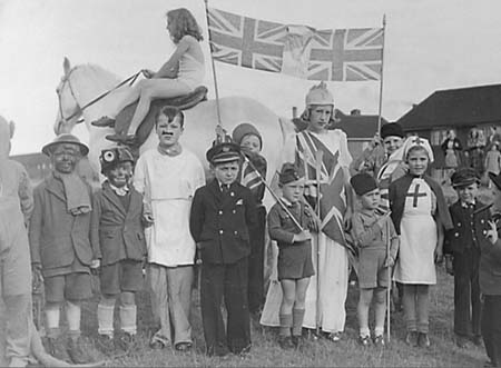 1944 Fancy Dress 11