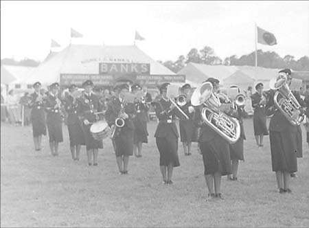   WAAF Band 04