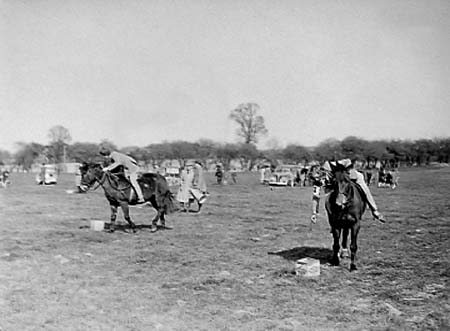 1942 Gymkhana 01