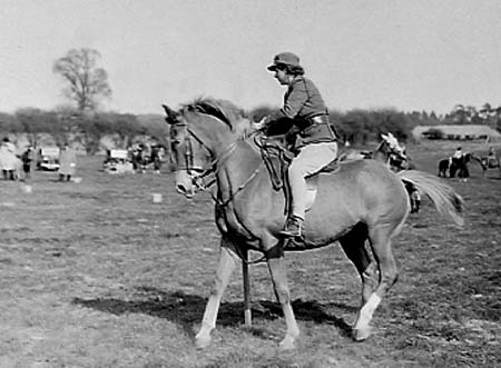 1942 Gymkhana 05