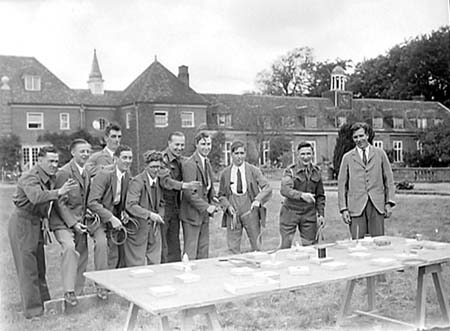 1945 Fete 04