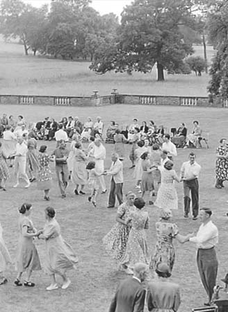 1950 Folk Dancing 15