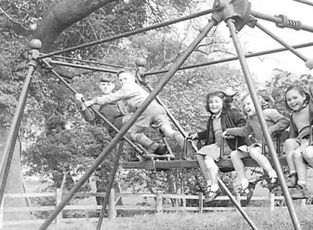 1949 Playground 07