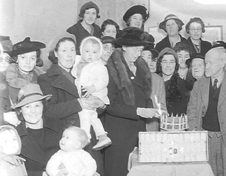 1942 WI Party 04