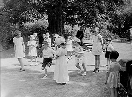 1943 Church Fete 04