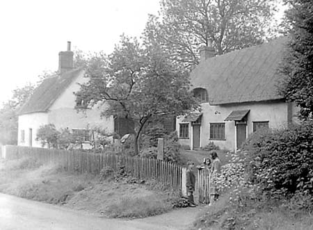 1949 Cottages 01