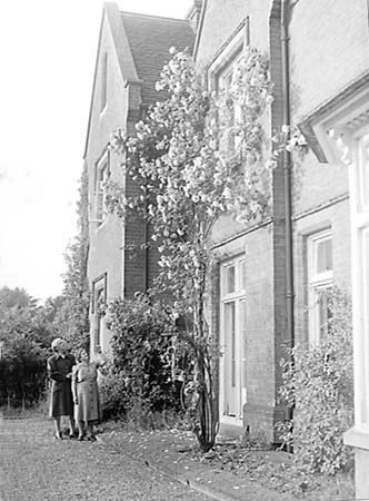 1949 Rectory 01