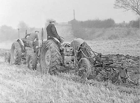 1956 Ploughing 02